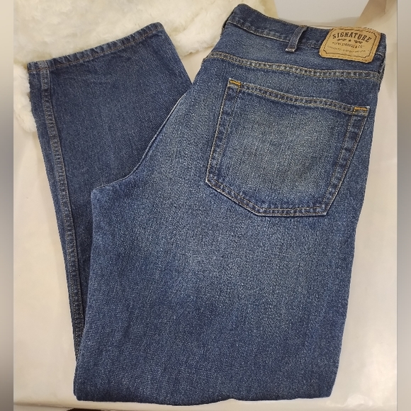 Signature by Levi Strauss & Co. Gold Label Men's Regular Fit Jeans 38W x 30L - Picture 1 of 5